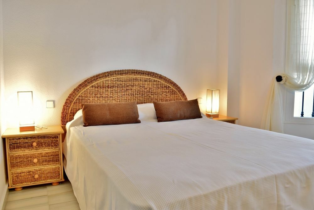 Apartamentos Y Casas Serinamar Marbella El Angel Bagian luar foto