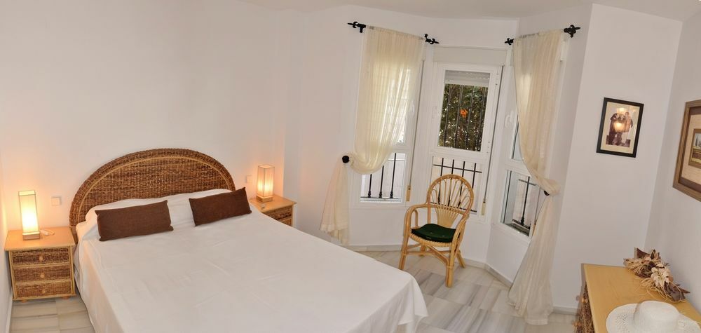 Apartamentos Y Casas Serinamar Marbella El Angel Bagian luar foto