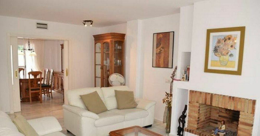 Apartamentos Y Casas Serinamar Marbella El Angel Bagian luar foto