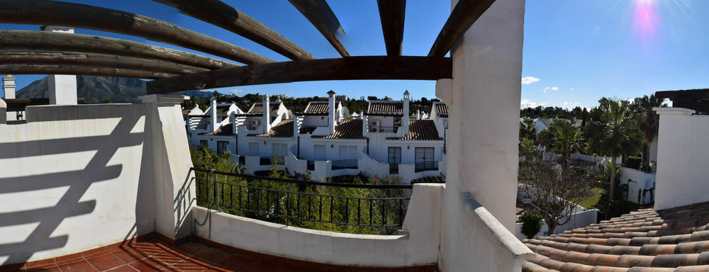 Apartamentos Y Casas Serinamar Marbella El Angel Bagian luar foto