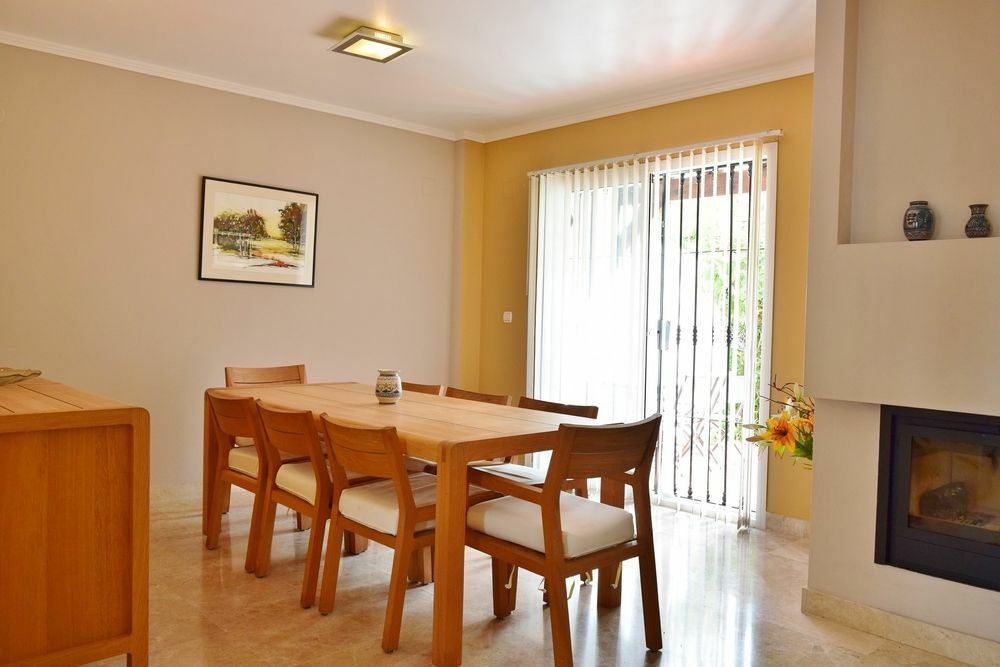 Apartamentos Y Casas Serinamar Marbella El Angel Bagian luar foto